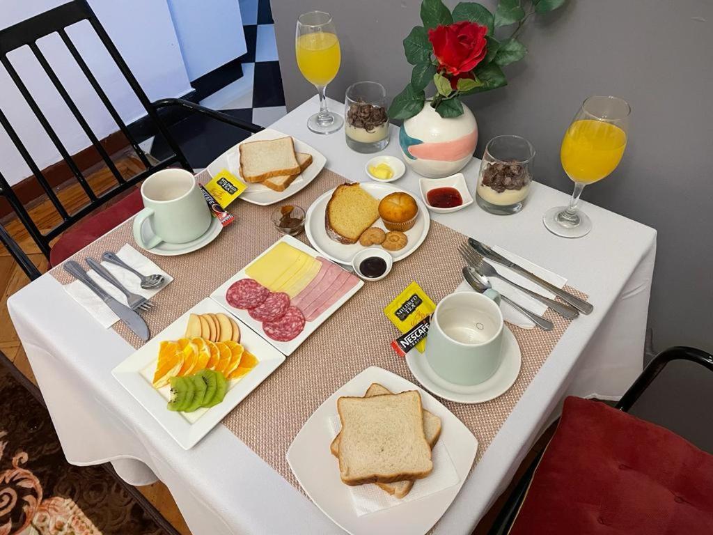 Hotel Tremo Providencia Suite Сантьяго Экстерьер фото